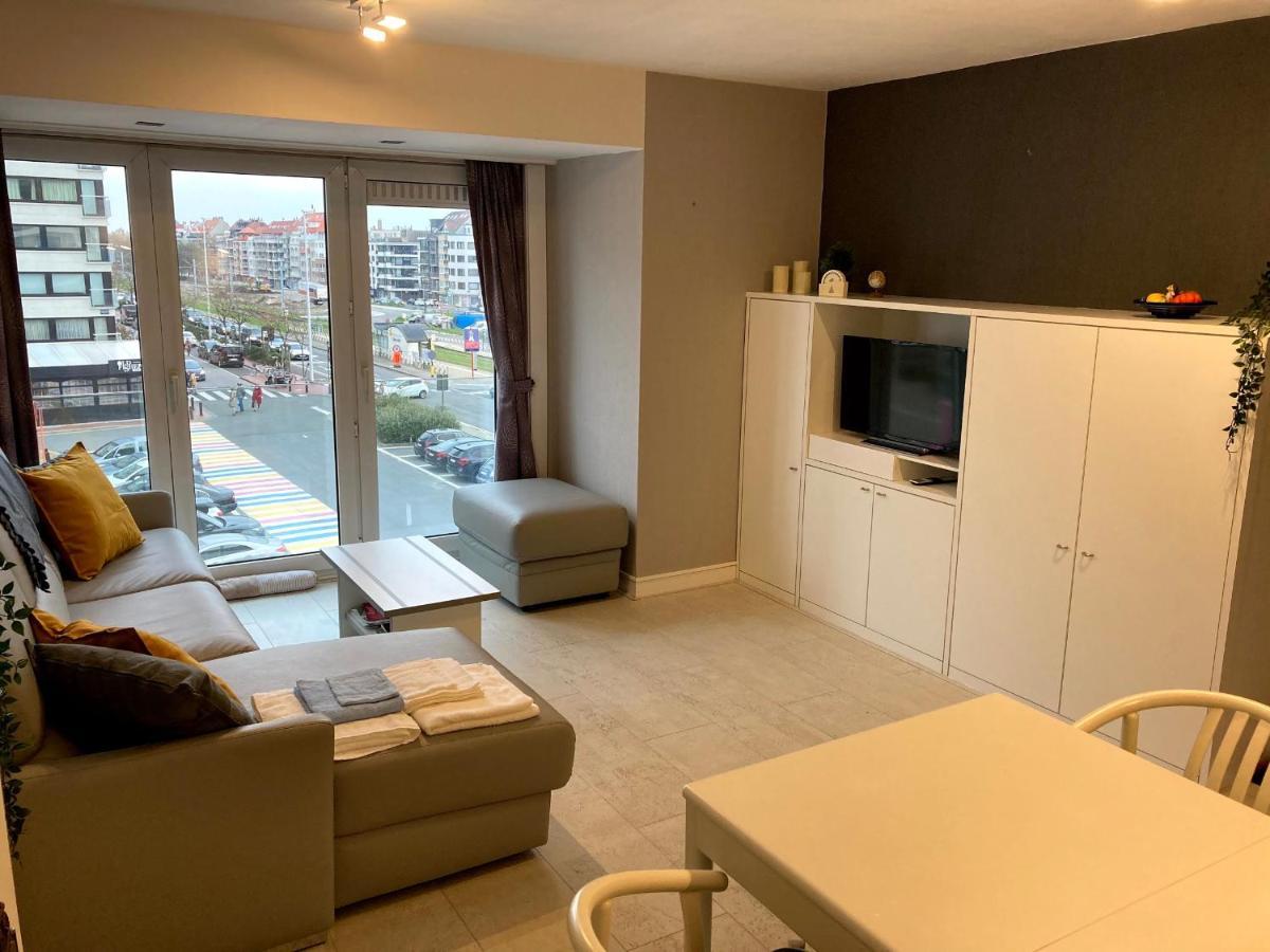 Studio Met Zeezicht Op Heldenplein Knokke-Heist Zewnętrze zdjęcie