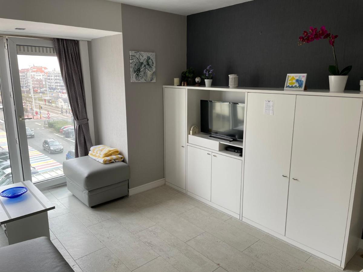 Studio Met Zeezicht Op Heldenplein Knokke-Heist Zewnętrze zdjęcie
